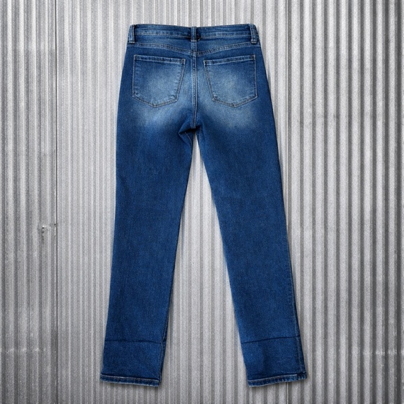 Evereve Trendy Dark Blue Denim High Rise Jeans with Straight Leg Fit Size 25 - Picture 2 of 4